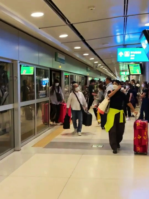 airport rail link bangkok station