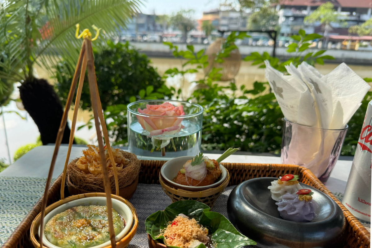 Chiang Mai Riverside area food