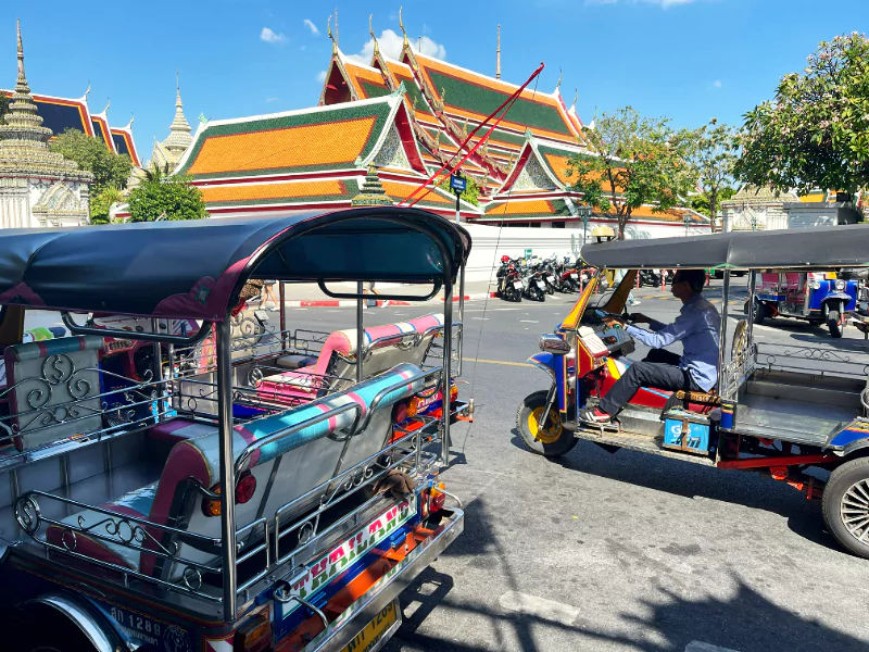 tuk tuk in bangkok