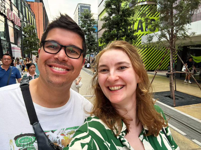 Enjoy Bangkok - Laurens and Laura selfie