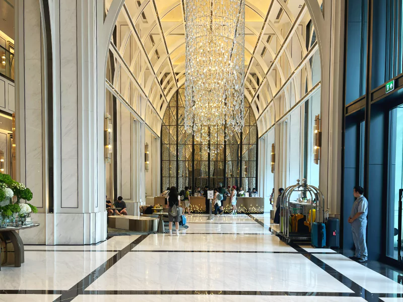 eastin grand phaya thai lobby