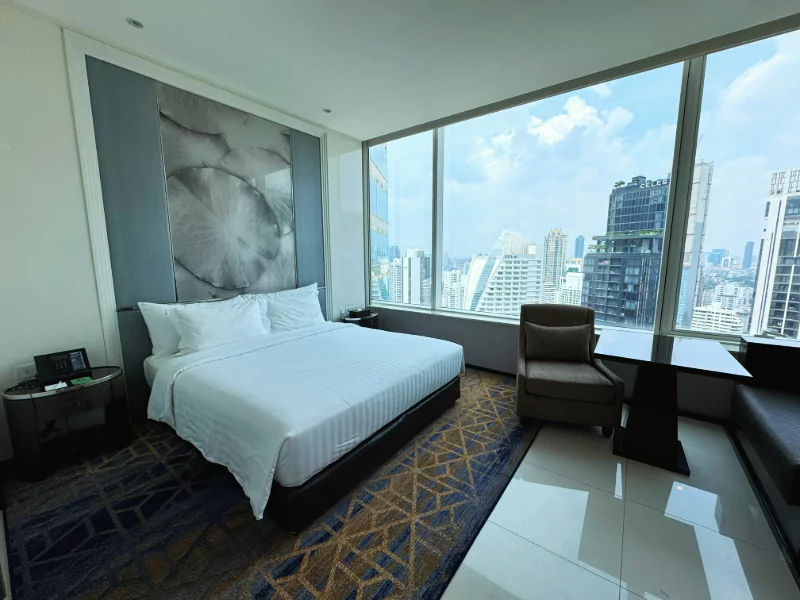 room at the grande centre point terminal 21 bangkok