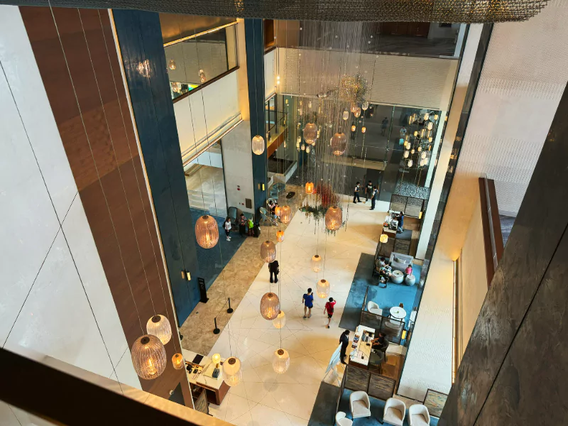 Hilton millennium bangkok lobby