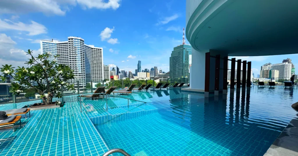 bangkok luxury hotels millenium hilton bangkok